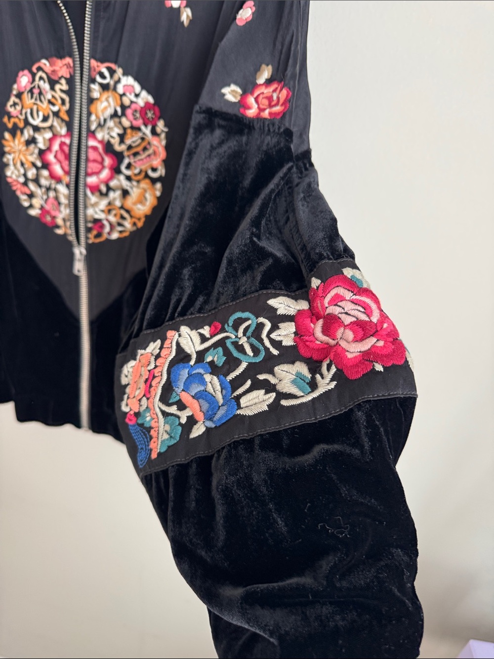 Free People Embroidered Velvet Bomber Jacket Black Size Medium - Picture 7 of 14